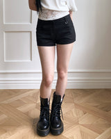 Hiyo Low-Rise Short Pants