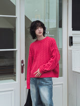 Tough cable round knit