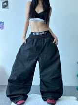 STITCHING POINT PARACHUTE DENIM PANTS🖤