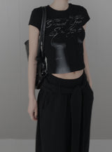 Rail Pintuck Printed Short Sleeve T-shirt
