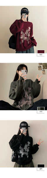Dinva graphic sweatshirt