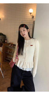ツイステッドVネックフリルロングスリーブTシャツ