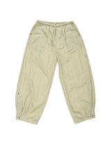 NYLON STUD PINTUCK PANTS (SAND BEIGE)