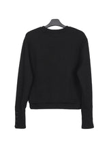 Leaf lip button long sleeve