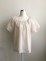 Gureum puff blouse