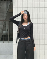 ライルオフホワイトUネックTシャツ