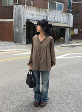 Evra Vintage Washing Semi-Bootcut Denim Pants