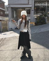 Betty low boots cut pants