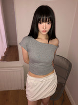 Moben One-Shoulder Short-Sleeve T-Shirt
