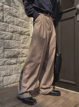 Woobin Two Tuck Wide Slacks