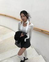 Muffler v neck T