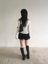 Melting Button Off-Shoulder Tee