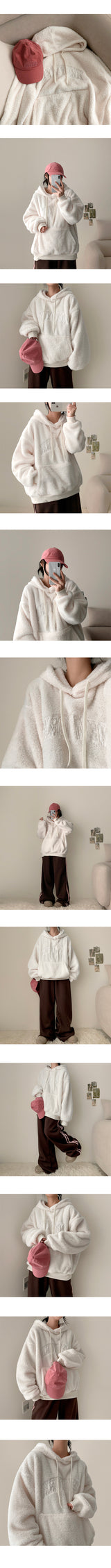 Rugle lettering fur embroidered hoodie