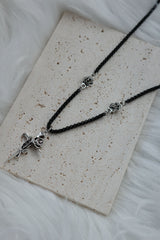 black chic cross necklace | 블랙 체인 장미 십자가 목걸이