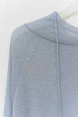 (W) Seal Sheer Hooded Top