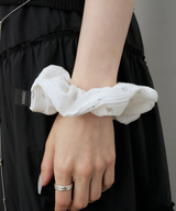 SPARKLE SCRUNCHIE_WHITE
