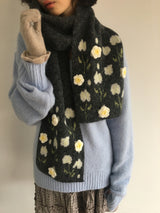 Daisy Wool Touch Muffler (2color)