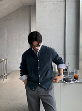 Logane cashmere hachi round neck cardigan