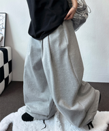 ツーダブルピンタックバルーンワイドロゴパンツ 🤍🩶🖤3カラー