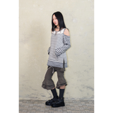 OVERLOCKED OFF-SHOULDER T-SHIRT: ST. GREY