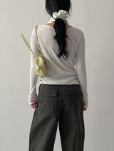 [Muffler set] プリーツUネック長袖Tシャツ