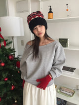 Ready Off-Shoulder Sweatshirt (2 Colors)