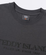 クラシックエンボスロゴTシャツ