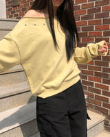 Denfu Star Stud Shirring Off-Shoulder Sweatshirt