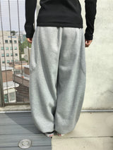 Mile Curved Two-Pocket Sweatpants 6C