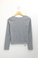 Clean neck soft t-shirt