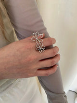 Silver line flower open ring