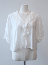 lace frill blous