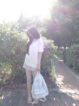 ボルトフードTシャツ