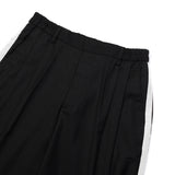 [UNISEX] サテントリムモータースポーツトラウザー（ブラック）