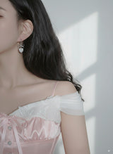[IU Piercing] Dainty Heart Crystal and Ribbon Huggies Piercing - Silver Color