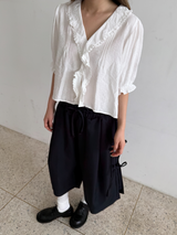 lace frill blous
