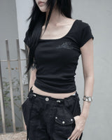 26SS★ [mnem] ME Scoop Neck Baby Tee