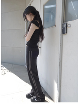 bailey pants
