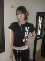 Rahi 05 Here Printing Henley Neck Button Short Sleeve T-shirt