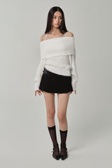 Sofie buckle pleats skirt, Black