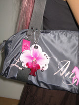 Glow Orchid Keyring_Magenta