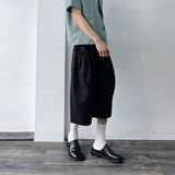 マットブラック シルエット ショーツ