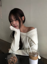 Fuzz Collar Rib Off-Shoulder Slit Long Sleeve Knit