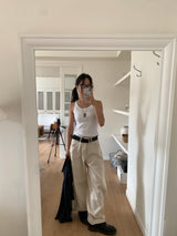NEEDS SLEEVELESS (4C)