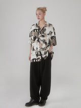 Cuban-style loose and breathable short-sleeved shirt with black and white portrait blur print.