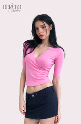 ルア ホットピンク Vネックラップ半袖Tシャツ