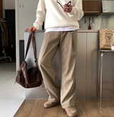 Yogis Wide-Fit Single-Tuck Corduroy Pants