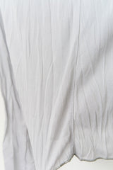 (W) Close Wrinkled Slit Top