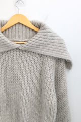 Shoulder collar loose knitwear