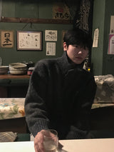 サキハイネックニットカーディガン